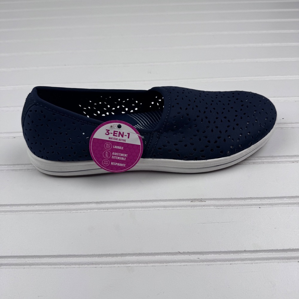 NEW Clarks Women's 8.5 Navy Slipons RIGHT SHOE ONLY AMPUTEE